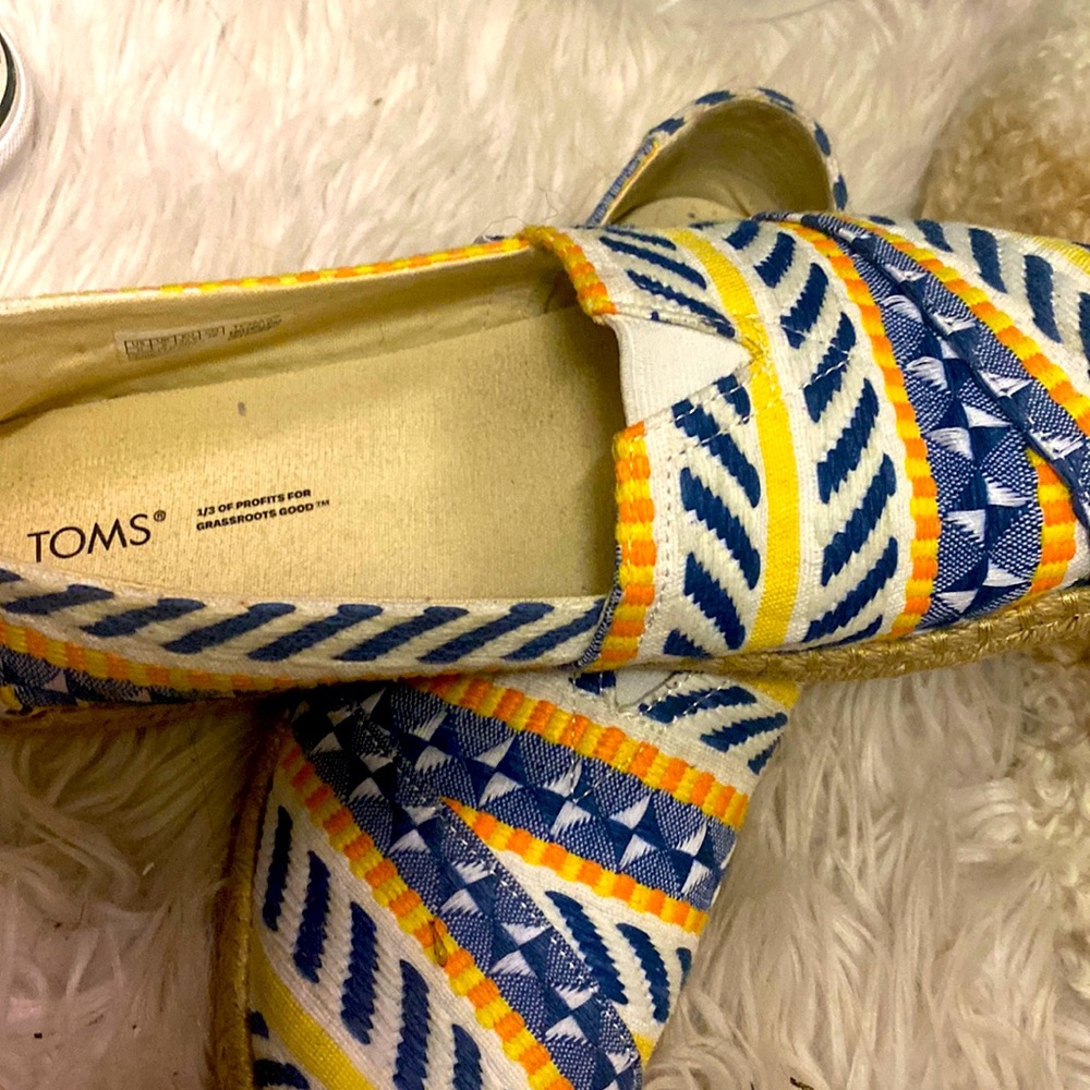 Toms size 11
